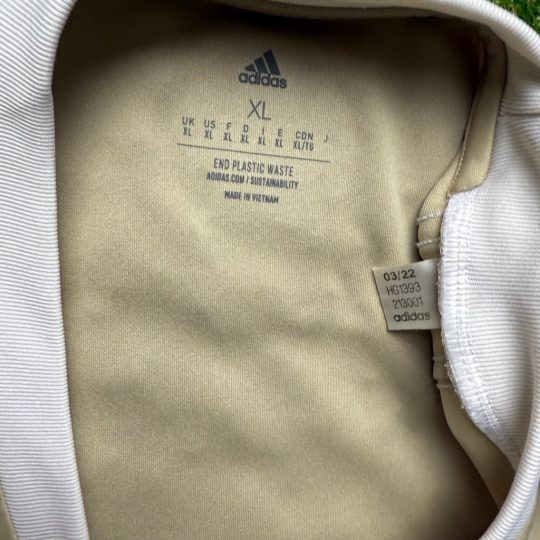 2022/2023 3rd Shirt - Image 4