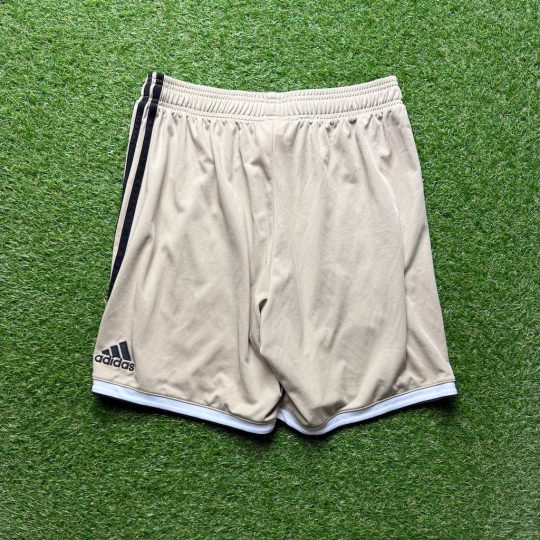 2018/2019 2nd Away Shorts - Image 2