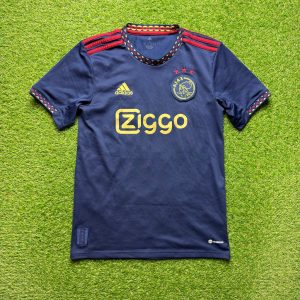 2022/2023 Uit