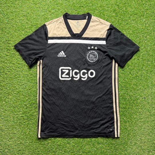 2018/2019 Uit