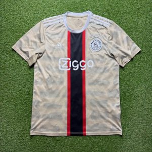 2022/2023 3rd Shirt