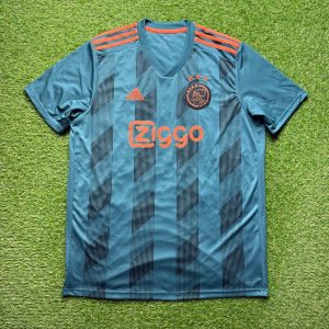 2019/2020 Away