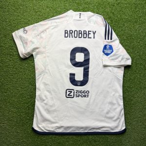 2023/2024 Away #9 BROBBEY