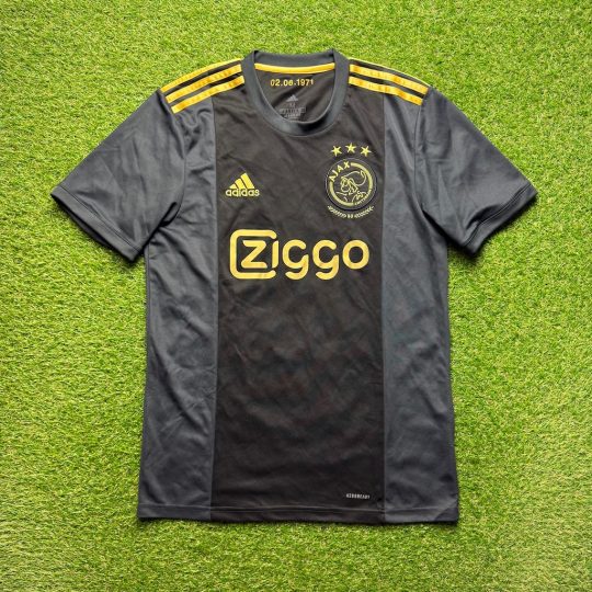 2020/2021 3rd Shirt