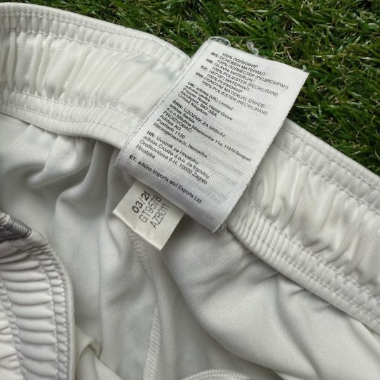 2021/2022 Home Shorts - Image 4
