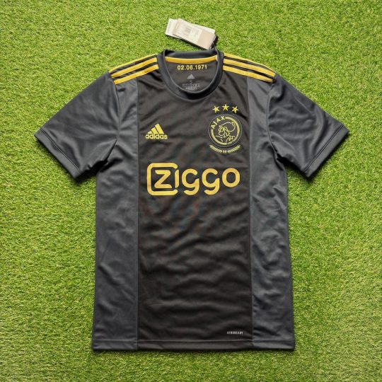 2020/2021 3rd Shirt