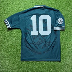 1995/1996 Uit #10