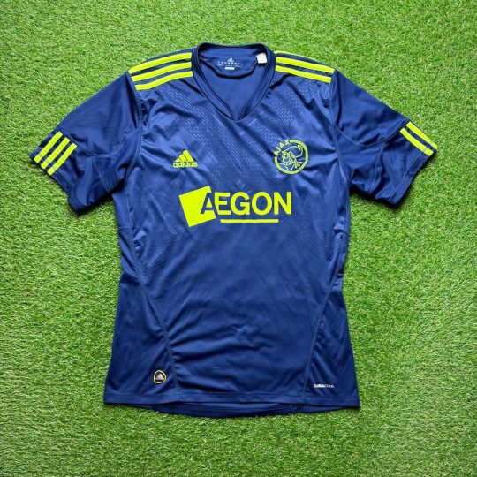2010/2011 Uit