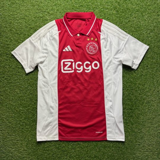 2024/2025 Thuis
