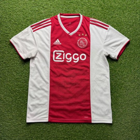 2018/2019 Thuis