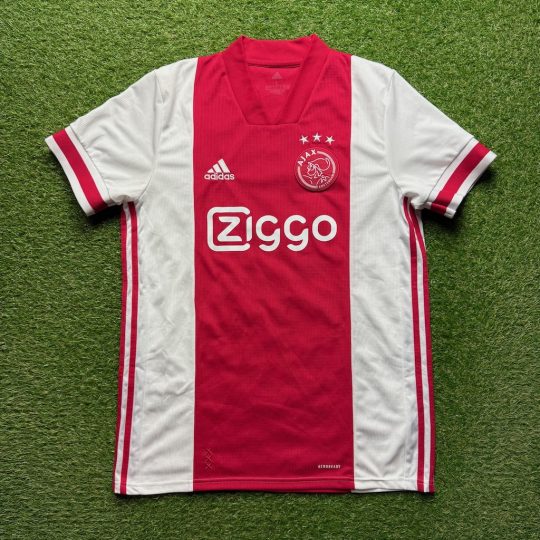 2020/2021 Thuis