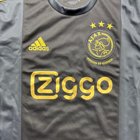 2020/2021 3rd Shirt - Image 3
