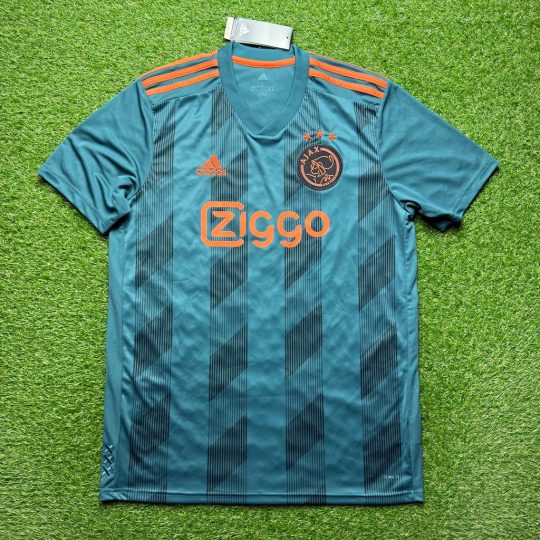 2019/2020 Away