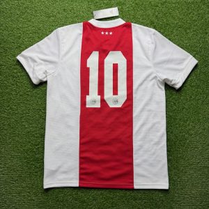 2021/2022 Thuis #10