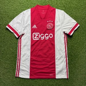2020/2021 Thuis