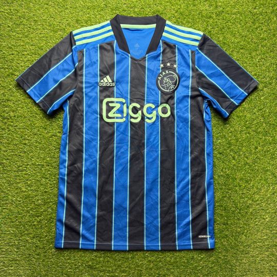 2021/2022 Uit