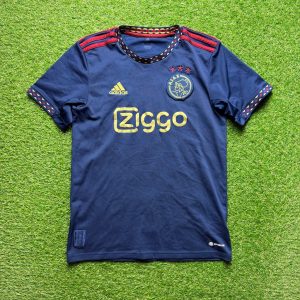 2022/2023 Uit
