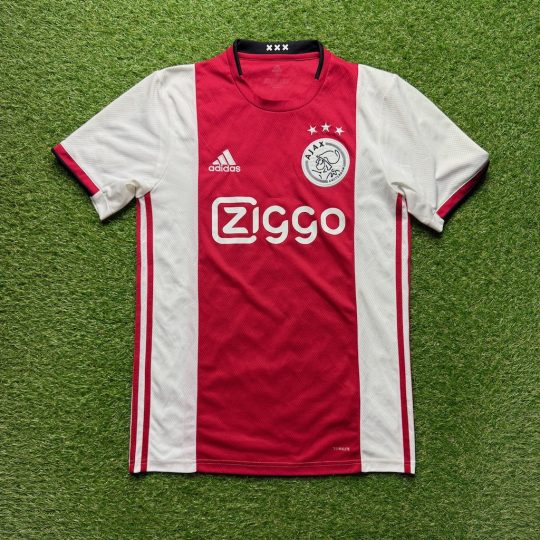 2019/2020 Thuis