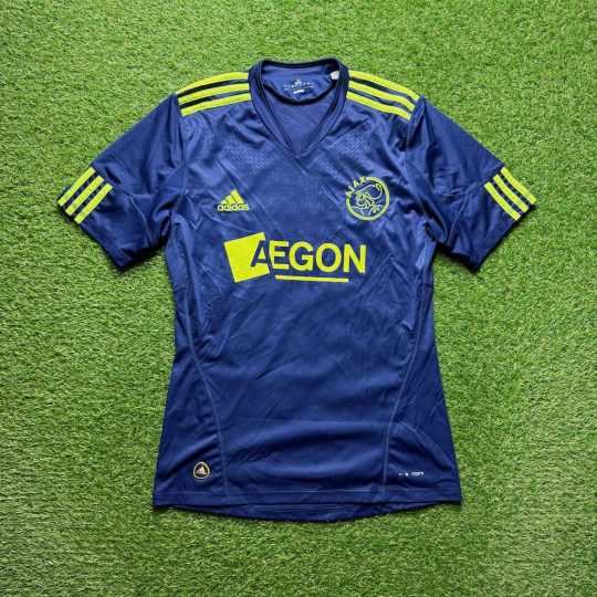 2010/2011 Uit