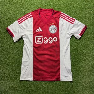 2025/2026 Thuis