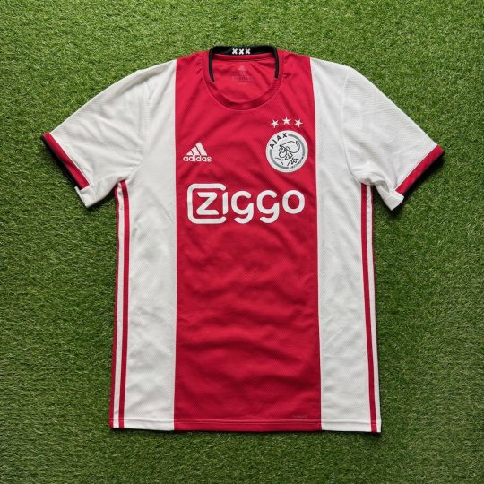2019/2020 Thuis