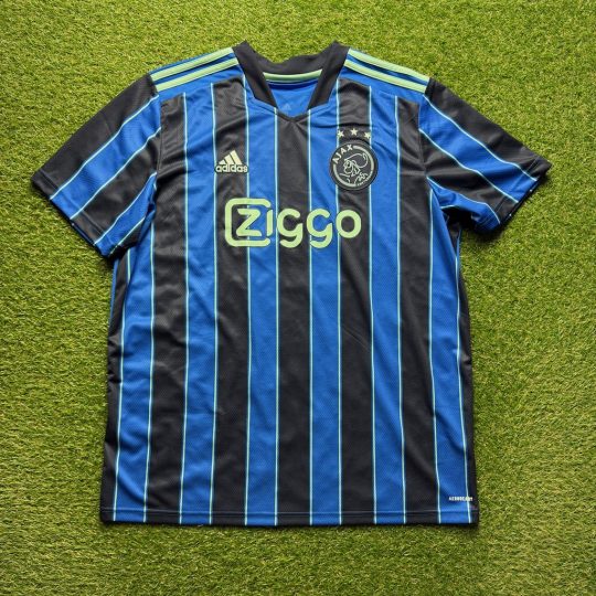 2021/2022 Away #18 BROBBEY - Image 2