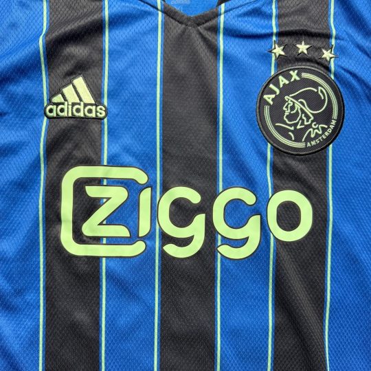 2021/2022 Away #18 BROBBEY - Image 4