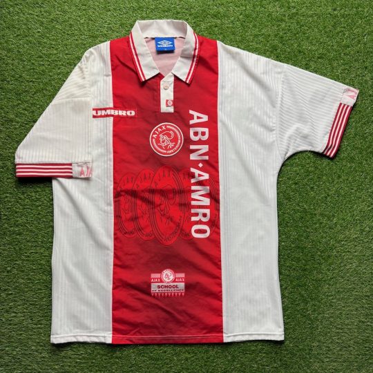 1997/1998 Thuis