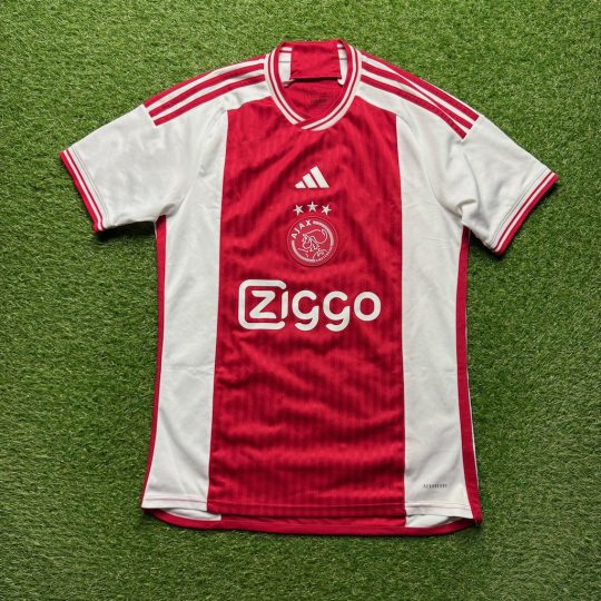 2023/2024 Home