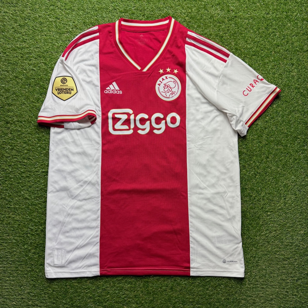 2022/2023 Home #8 TAYLOR - Image 2