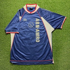 1900/2025 – Opbrengst gaat naar de NOURI FOUNDATION