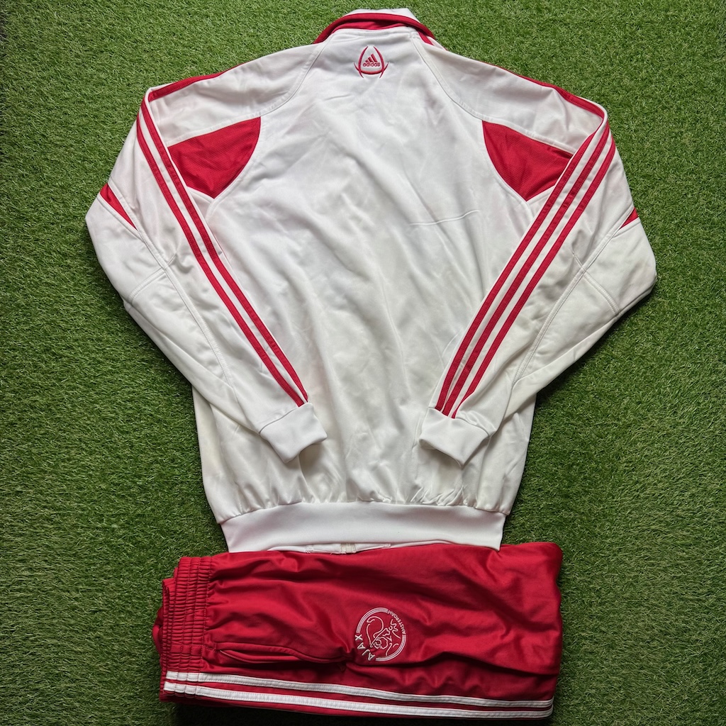 2004/2005 Tracksuit - Image 2