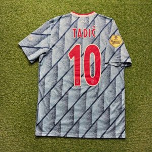 2020/2021 Uit #10 TADIC