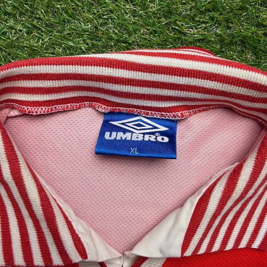 1995/1996 Home - Image 4