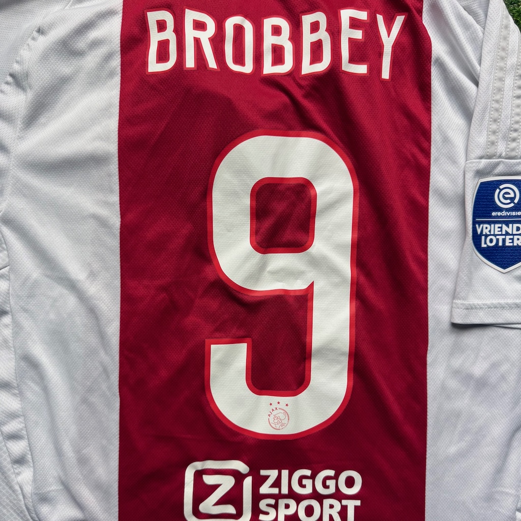 2024/2025 Home #9 BROBBEY - Image 3