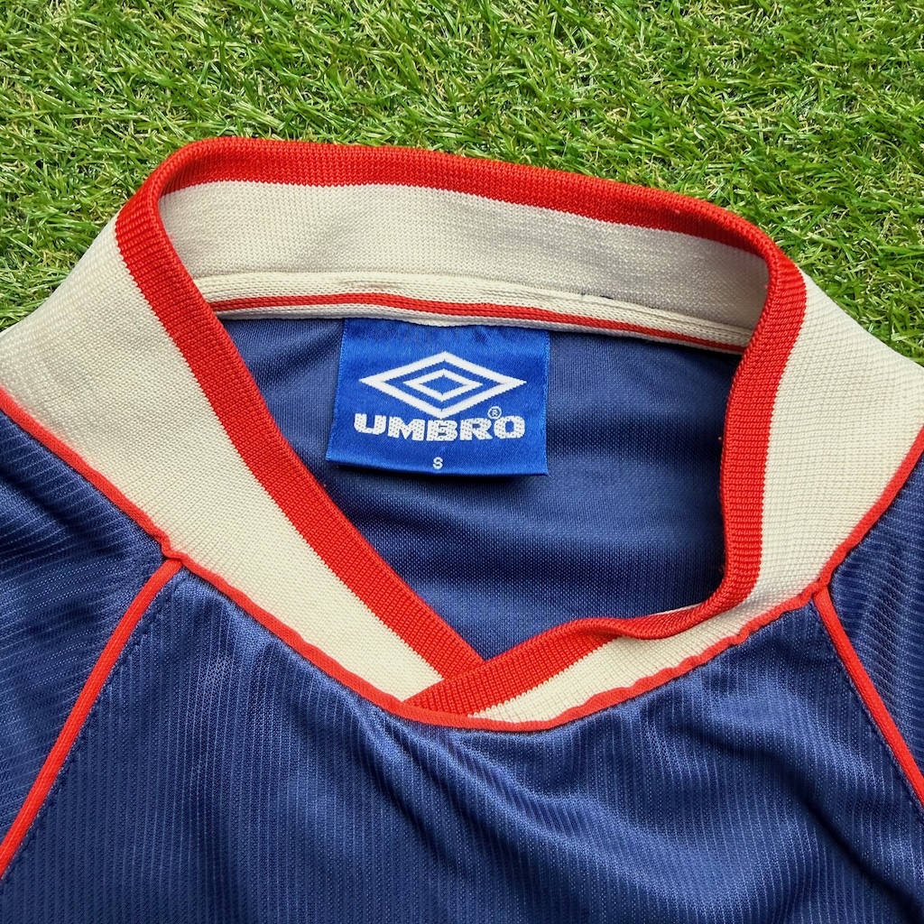 1999/2000 Away Kit - Image 4