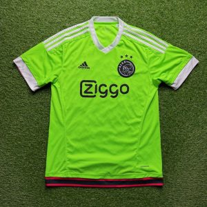 2015/2016 Uit