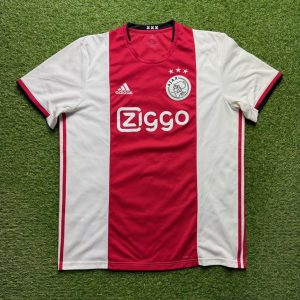 2019/2020 Thuis