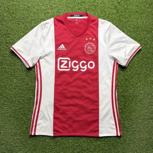 2016/2017 Thuis