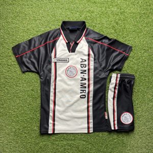 1998/1999 Uit Tenue
