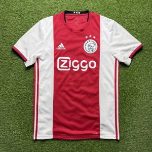 2019/2020 Thuis