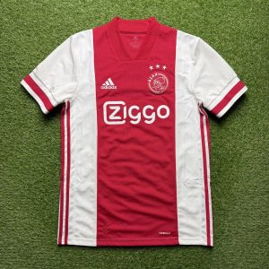 2020/2021 Thuis