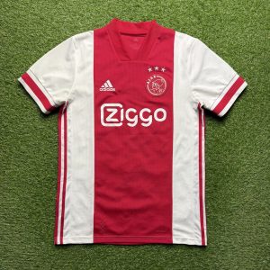 2020/2021 Thuis