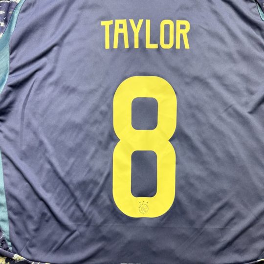 2024/2025 Away #8 TAYLOR - Image 3