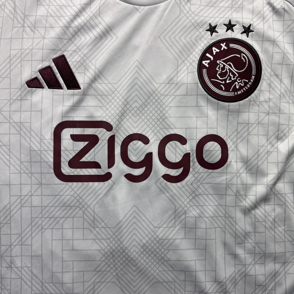 2024/2025 3rd Shirt #25 WEGHORST - Image 4