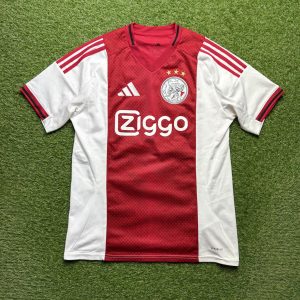 2025/2026 Thuis