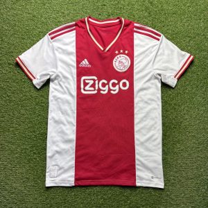 2022/2023 Thuis