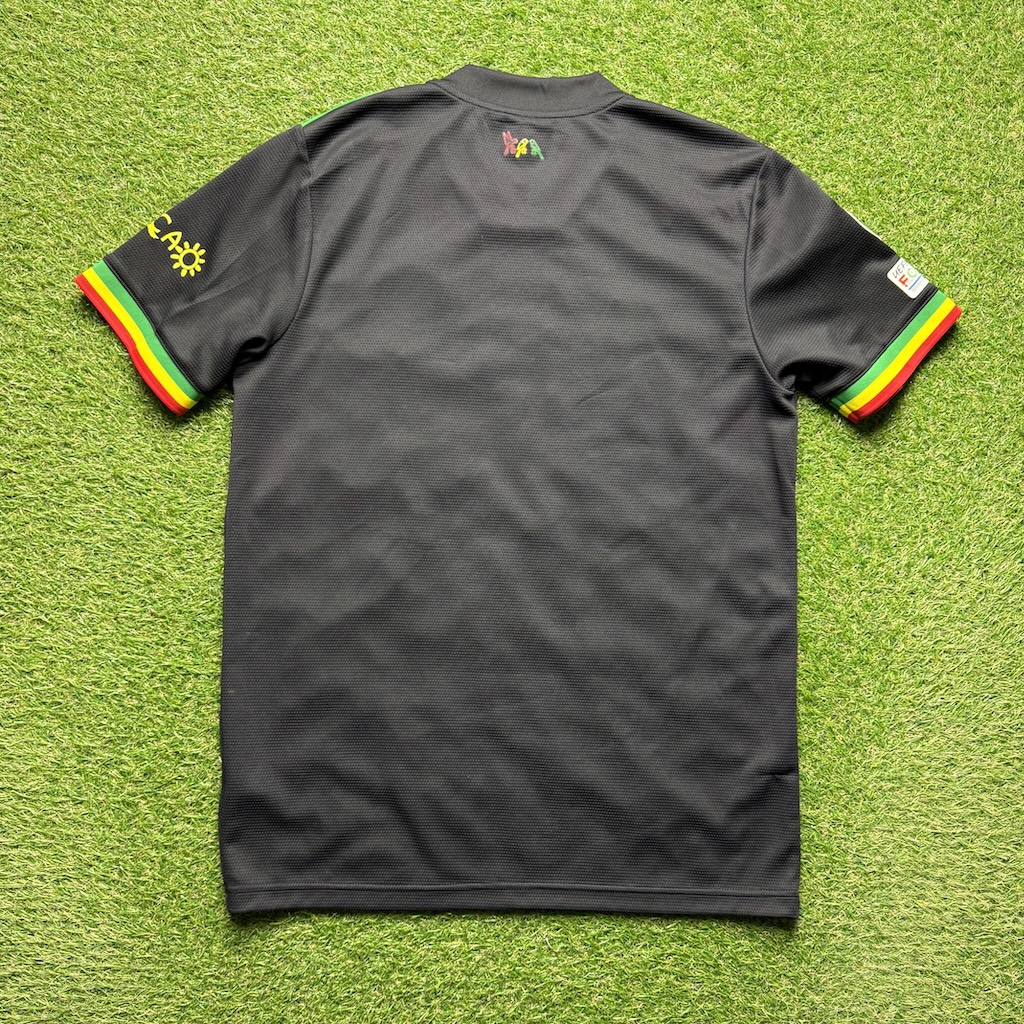 2021/2022 3rd Shirt - Image 2