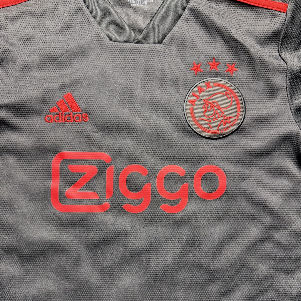 2021/2022 3rd Shirt - Image 3