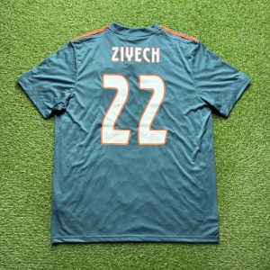 2019/2020 Uit #22 ZIYECH